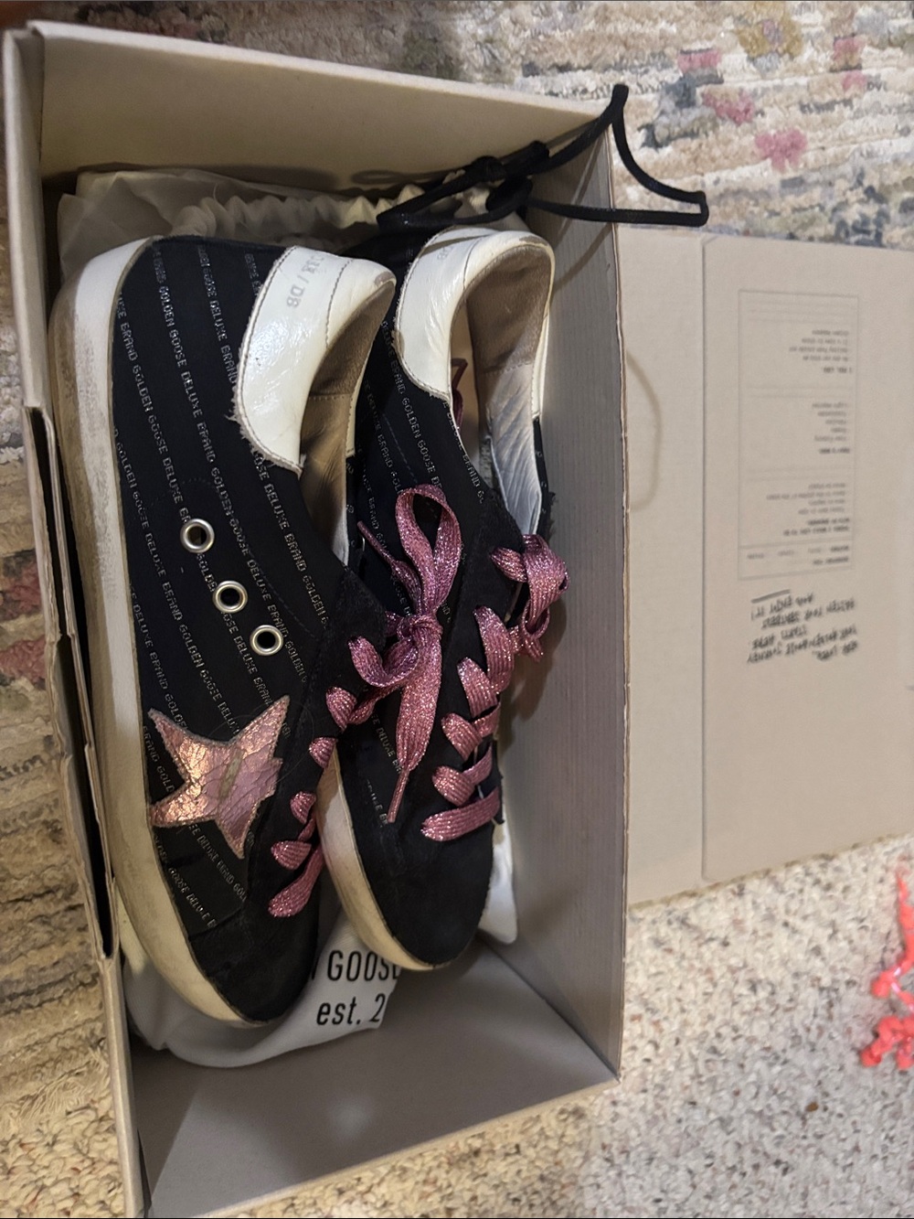 Black Women's Low-Top Golden gooses